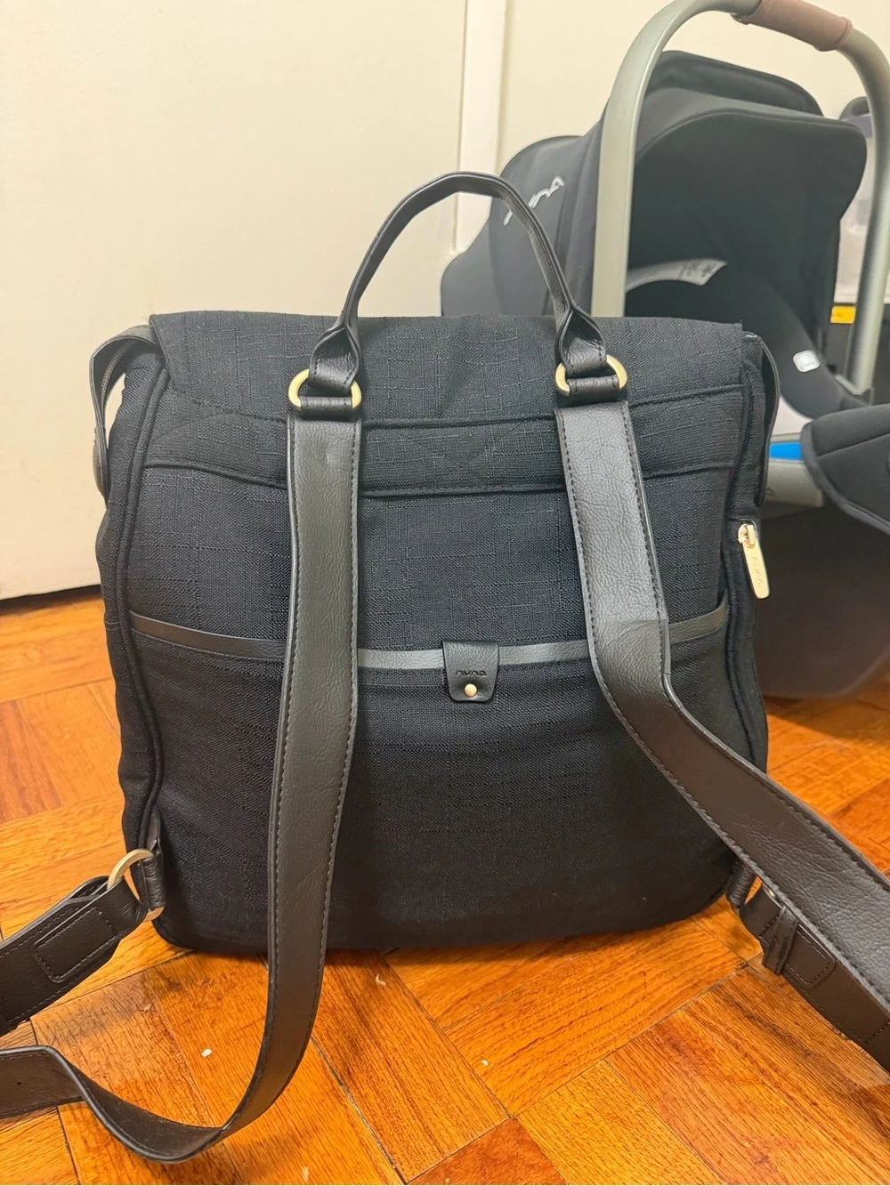 Nuna Black Baby Bag - Stylish Crossbody Diaper Bag